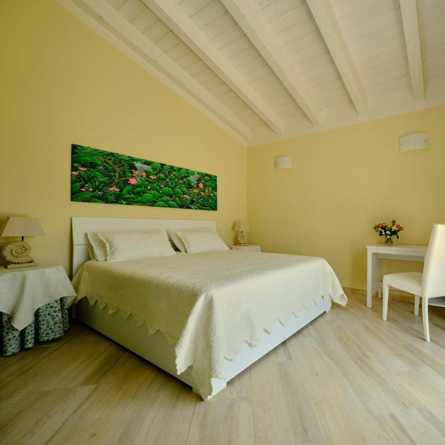 Corte Dei Mirti, Appartamento Indipendente Con Ampia Veranda 伊格莱西亚斯 外观 照片